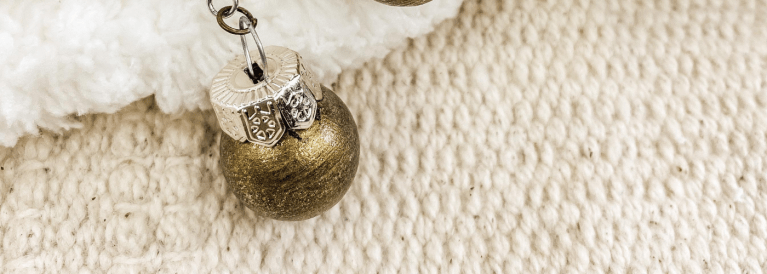 DIY Christmas Ball Earrings