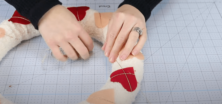 DIY Valentine’s Heart Wreath + 5 other Projects